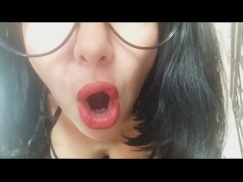 ❤️ Skat, din stedmor vil ikke lade dig gå i skole i dag ... Jeg har for meget brug for dig... ❤❌ Sex video at da.vbdsm.ru ❌️❤